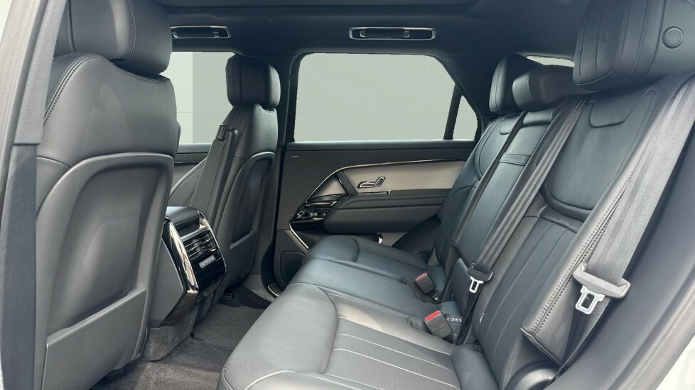 Land Rover Range Rover Sport Dynamic Se BJ74CSZ White #4