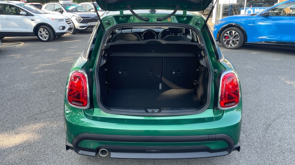 Mini Hatch Cooper Classic FY23YNS Green #4