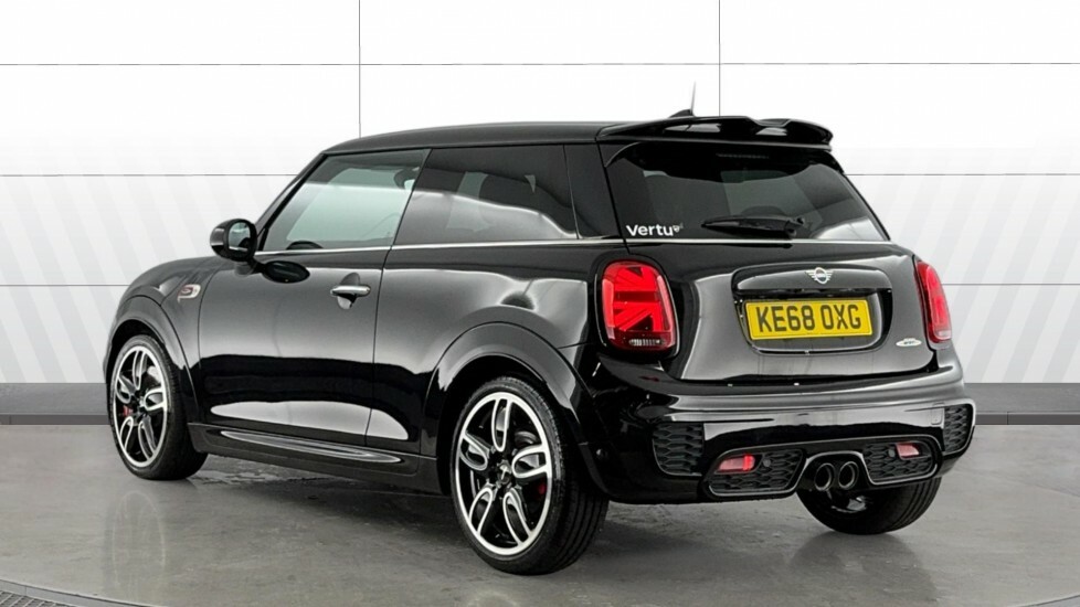 Mini Hatch John Cooper Works Black #2