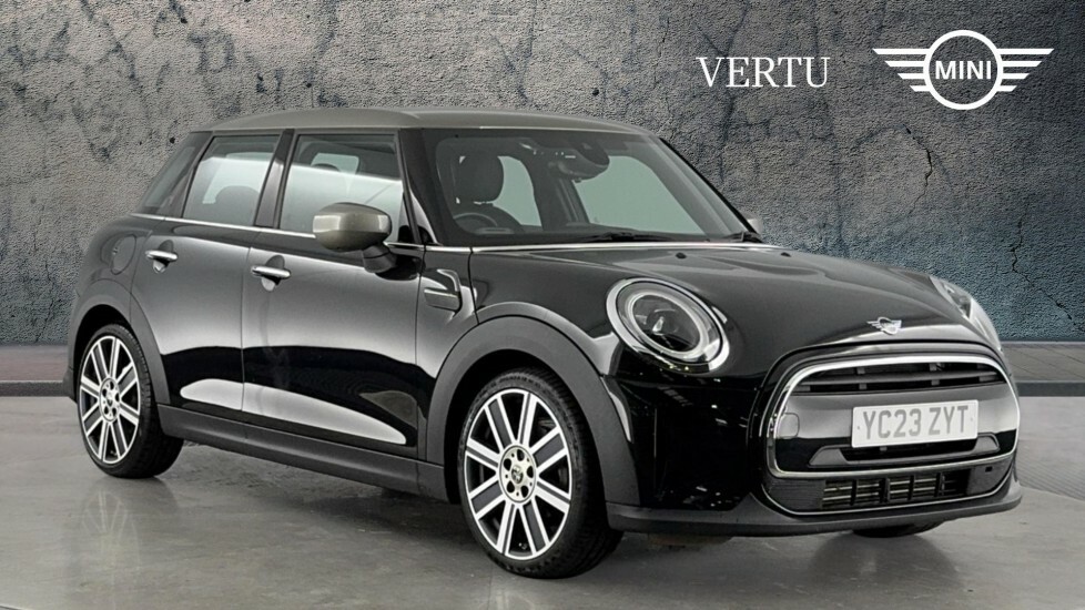Mini Hatch Cooper Exclusive Black