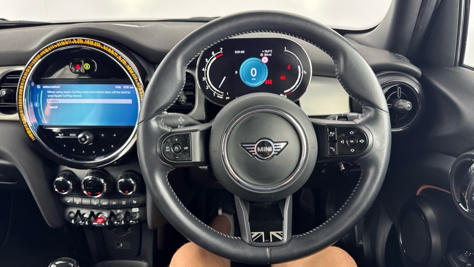 Mini Hatch Cooper Exclusive YC23ZYT Black #5