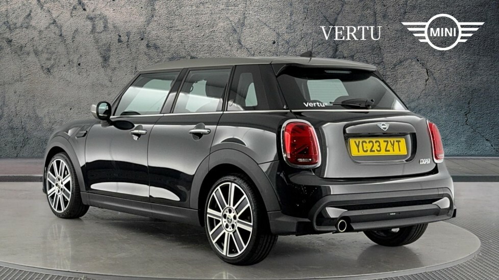 Mini Hatch Cooper Exclusive YC23ZYT Black #2