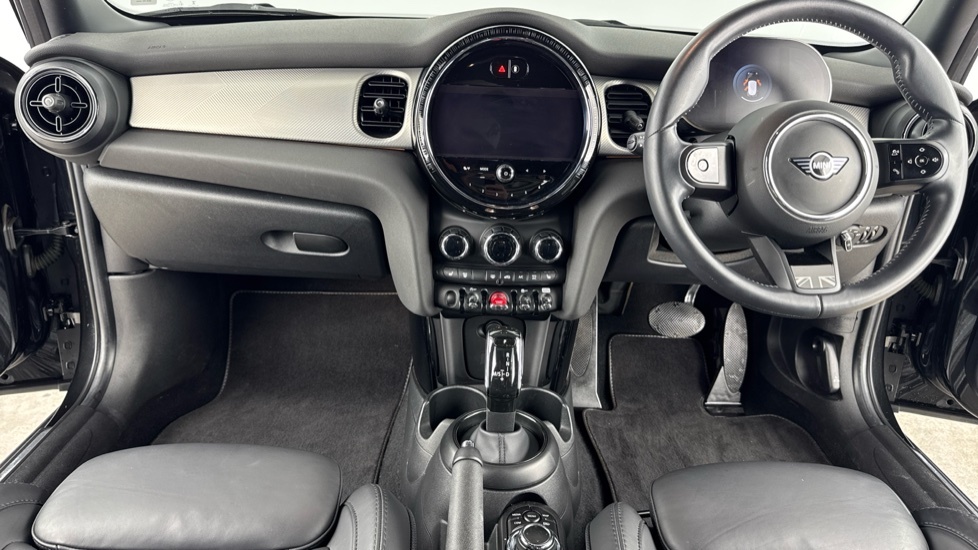 Mini Hatch Cooper Exclusive YC23ZYT Black #4