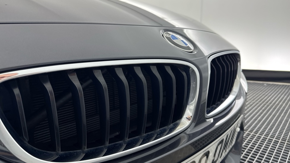 BMW 4 Series Coupe White #32