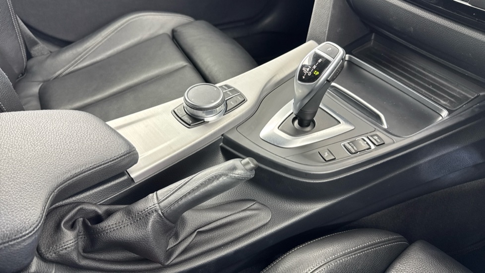 BMW 4 Series Coupe White #10