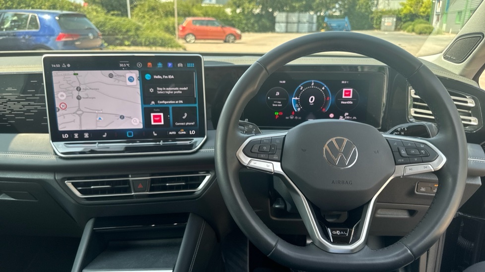 Volkswagen Tiguan Elegance WF25YSA White #5