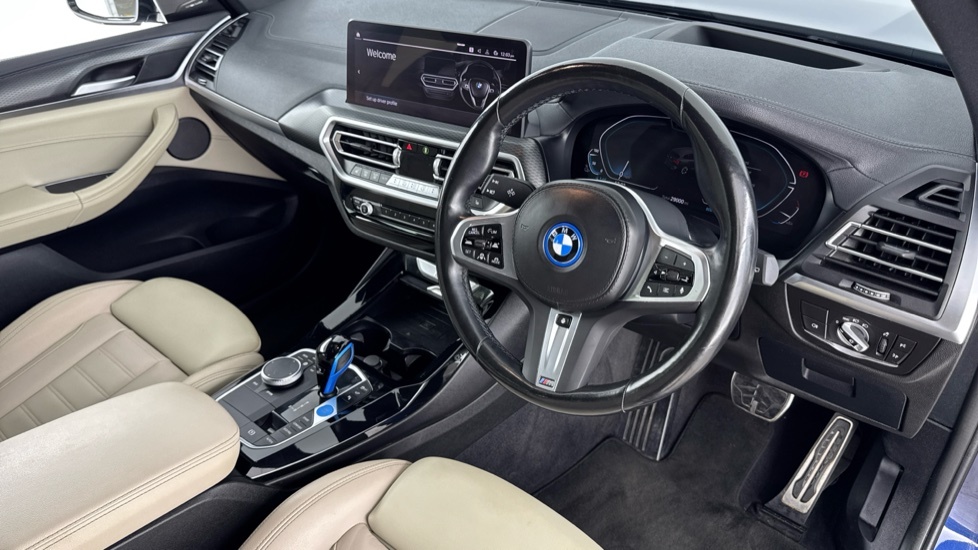 BMW iX3 M Sport Pro Blue #6