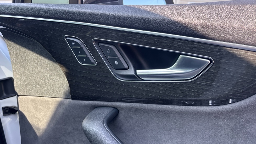 Audi Q7 55 Tfsi E Quattro Tiptronic Grey #38