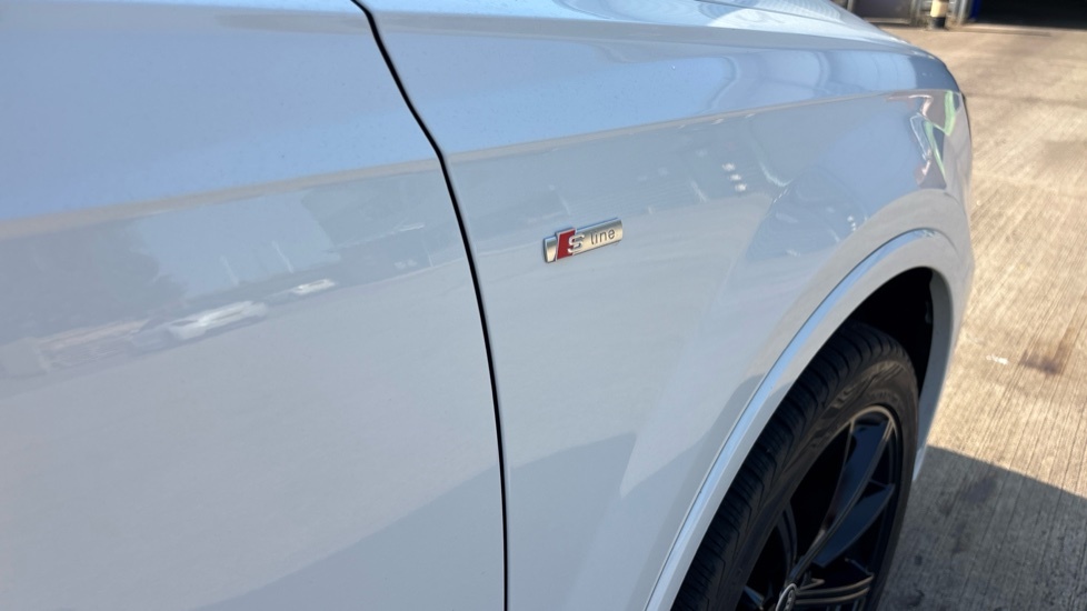 Audi Q7 55 Tfsi E Quattro Tiptronic Grey #35