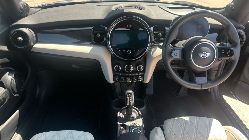 Mini Hatch Cooper Exclusive MW72LRV Black #4