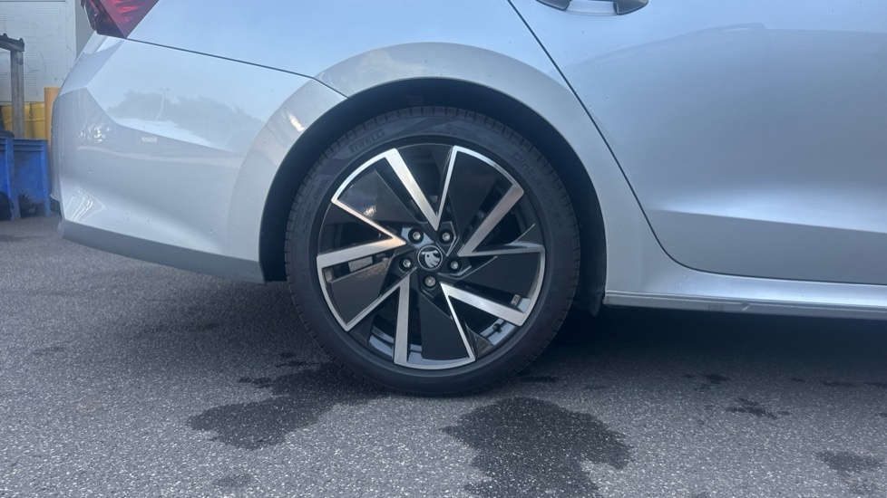 Skoda Octavia Sportline YB25XDN Silver #5