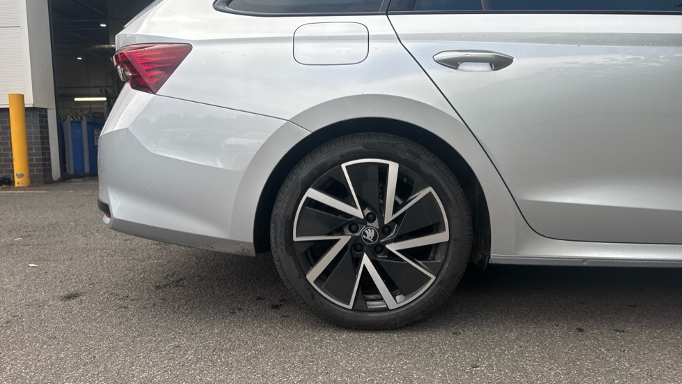 Skoda Octavia Sportline Silver #5