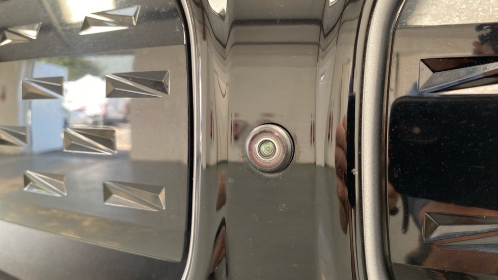BMW iX3 Ix3 M Sport White #34