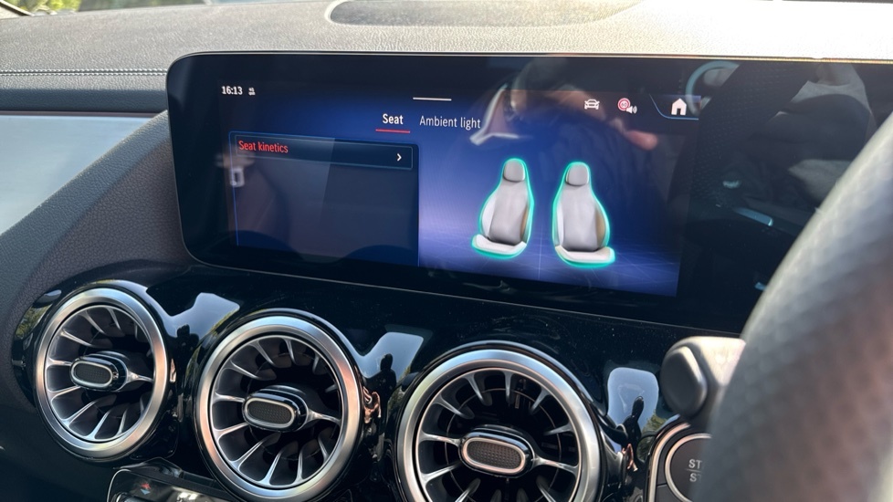 Mercedes-Benz EQA Eqa 250 70.5Kwh Sport Executive White #38