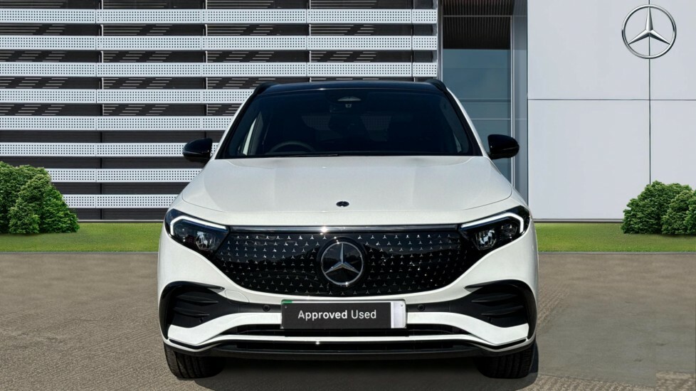 Mercedes-Benz EQA Amg Line OU26RYG White #3