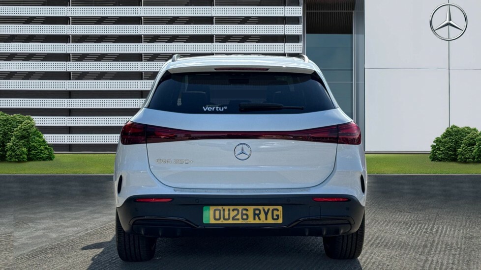 Mercedes-Benz EQA Amg Line OU26RYG White #6