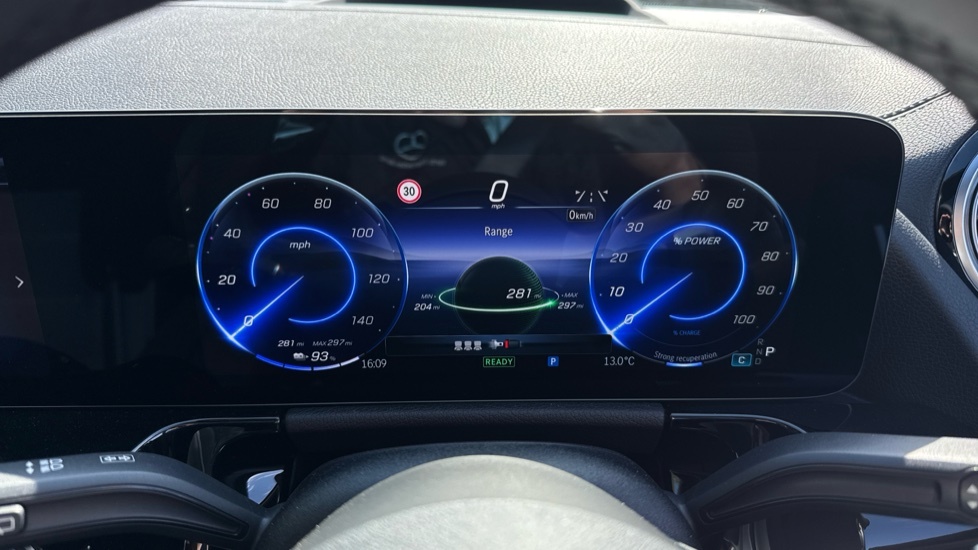 Mercedes-Benz EQA Eqa 250 70.5Kwh Sport Executive White #18