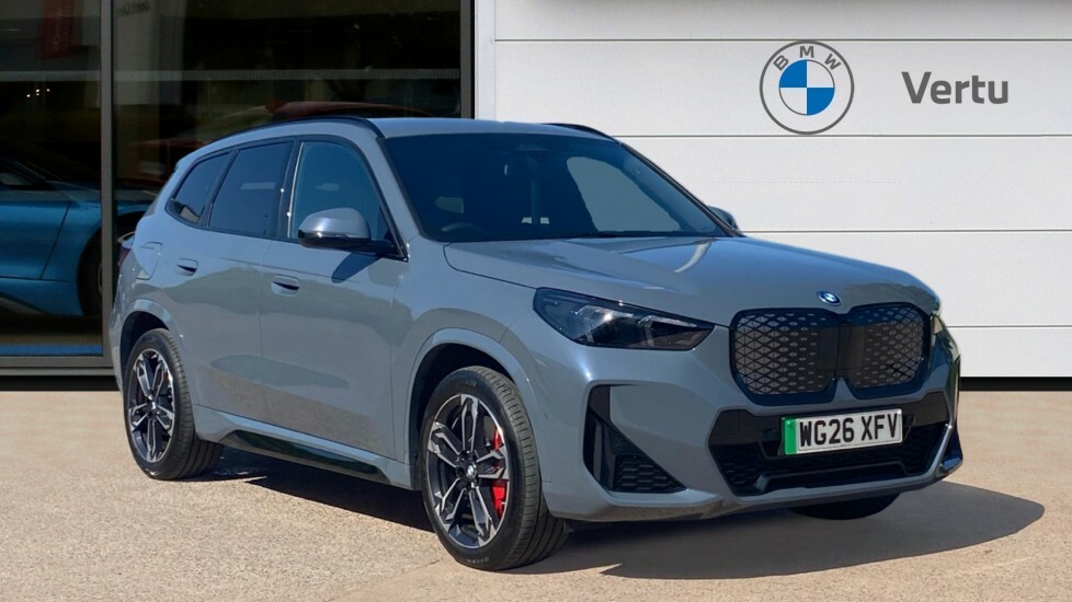 BMW iX1 Shadow Edition