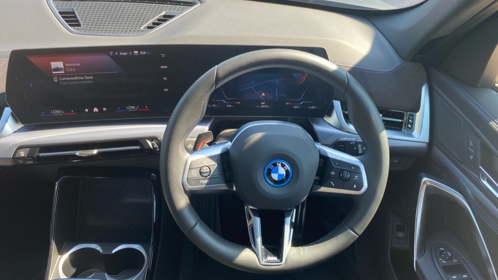 BMW iX1 Shadow Edition #4