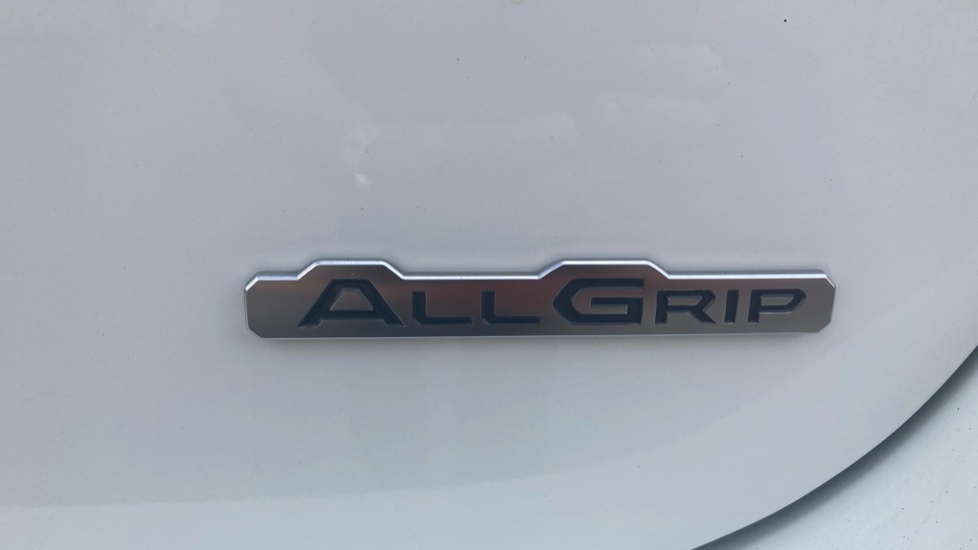 Suzuki SX4 S Cross Hatchback Silver #25