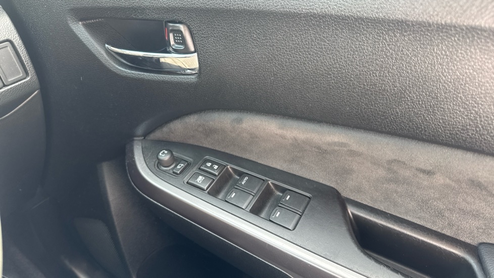 Suzuki Vitara Sz-t Black #20