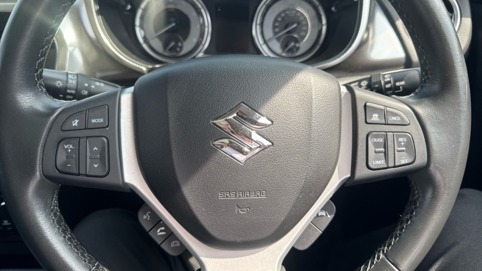 Suzuki Vitara Sz-t Black #21