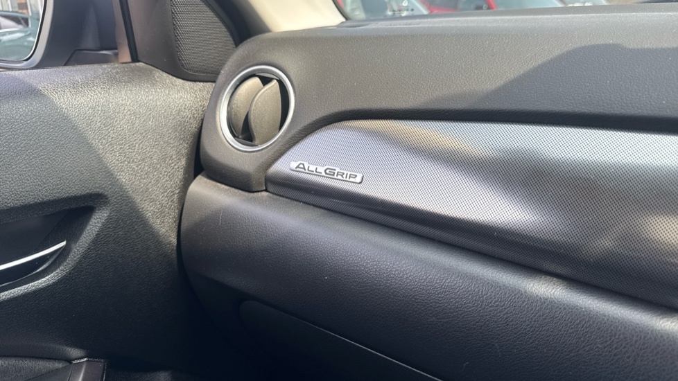 Suzuki Vitara Sz-t Black #26