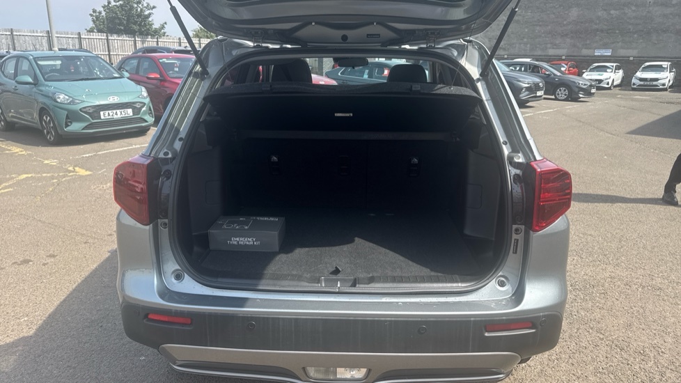 Suzuki Vitara Sz-t Black #4