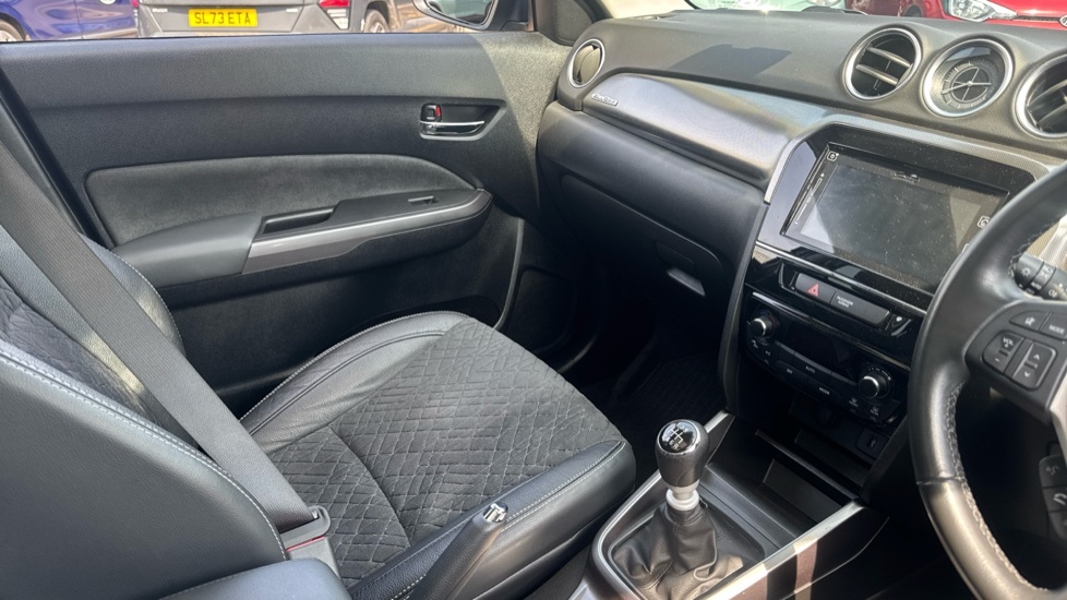 Suzuki Vitara Sz-t Black #14