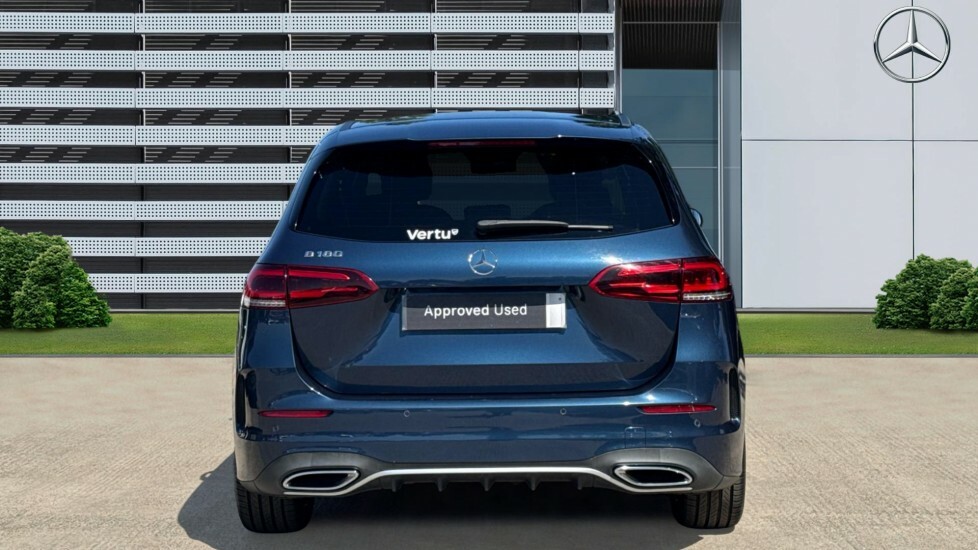 Mercedes-Benz B Class Amg Line Blue #6