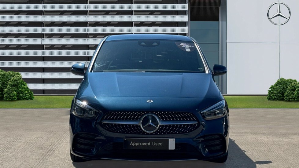 Mercedes-Benz B Class Amg Line Blue #3