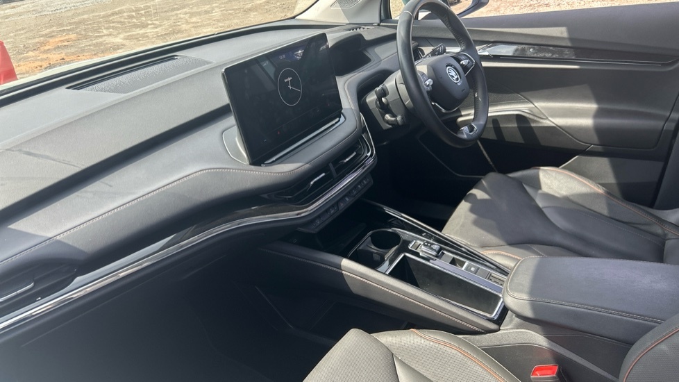 Skoda ENYAQ 60 Ecosuite CP23OLR Silver #2