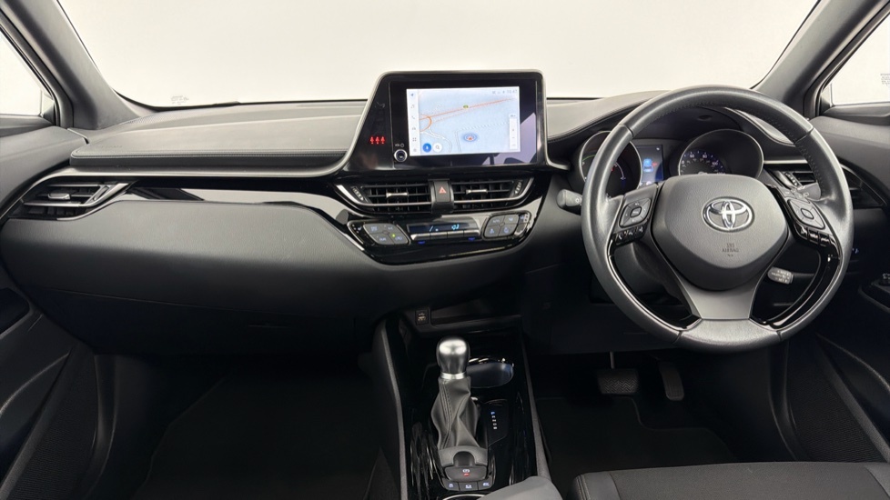 Toyota C-Hr Design LO23YWF White #6