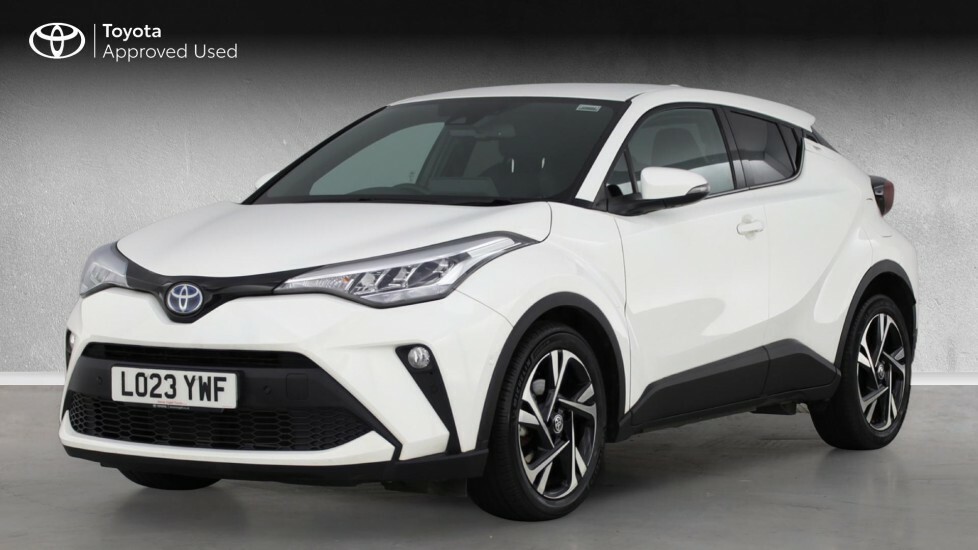 Toyota C-Hr Design LO23YWF White #3