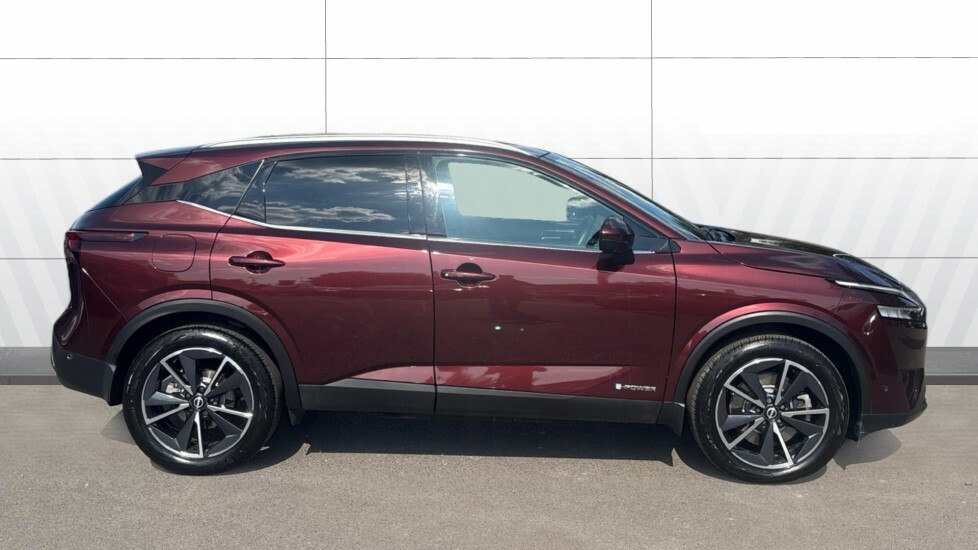 Nissan Qashqai Tekna Red #5