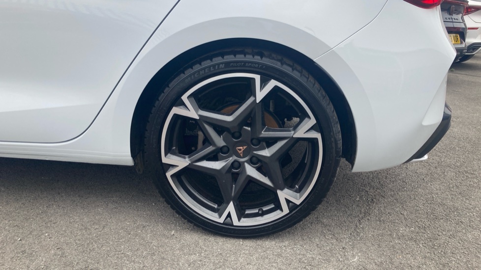Cupra Leon 1.5 Etsi V2 Hatchback Hybrid Dsg Grey #30