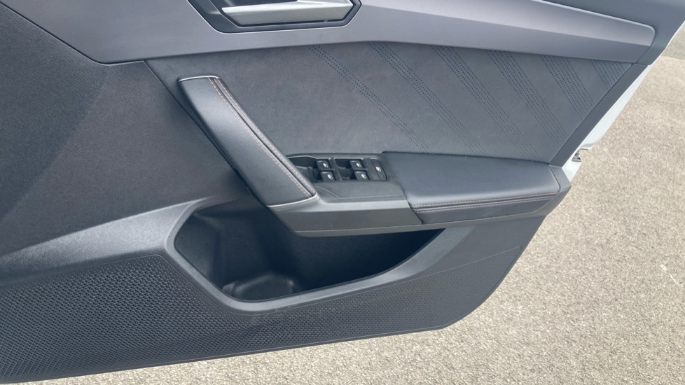 Cupra Leon 1.5 Etsi V2 Hatchback Hybrid Dsg Grey #19