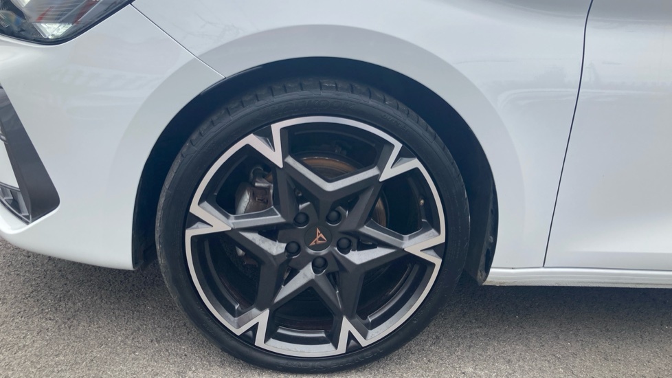 Cupra Leon 1.5 Etsi V2 Hatchback Hybrid Dsg Grey #31