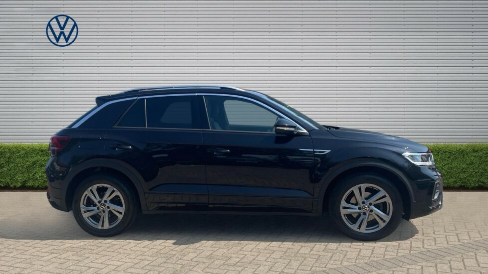 Volkswagen T-Roc R-line FH24KZC Black #4