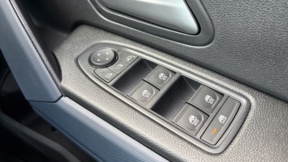 Dacia Duster 1.8 Hybrid 155 Journey Green #36