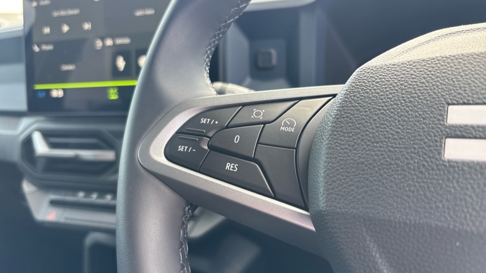 Dacia Duster 1.8 Hybrid 155 Journey Green #34