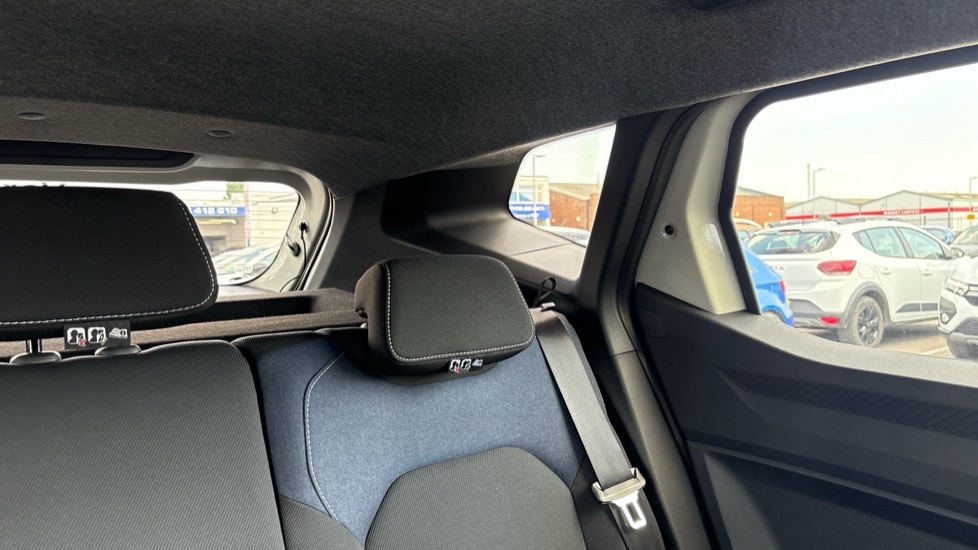 Dacia Duster 1.8 Hybrid 155 Journey Green #42