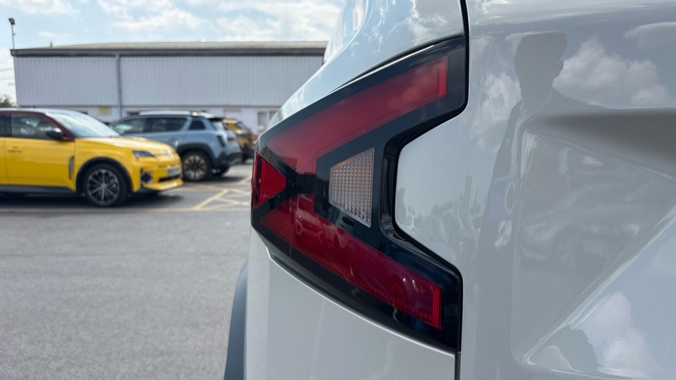 Dacia Duster 1.8 Hybrid 155 Journey Green #25