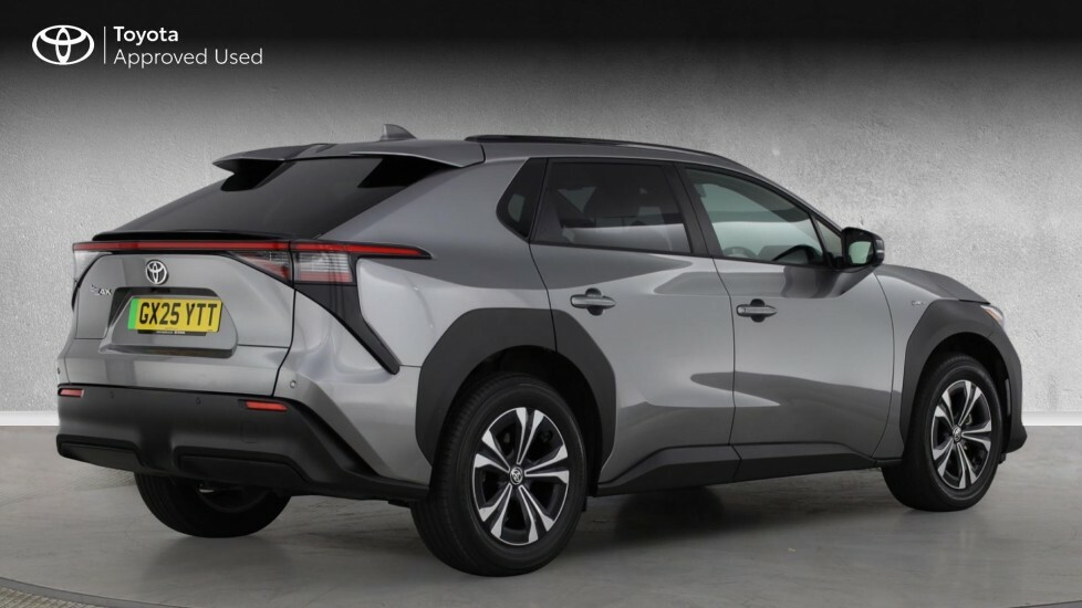 Toyota bZ4X Motion Silver #2