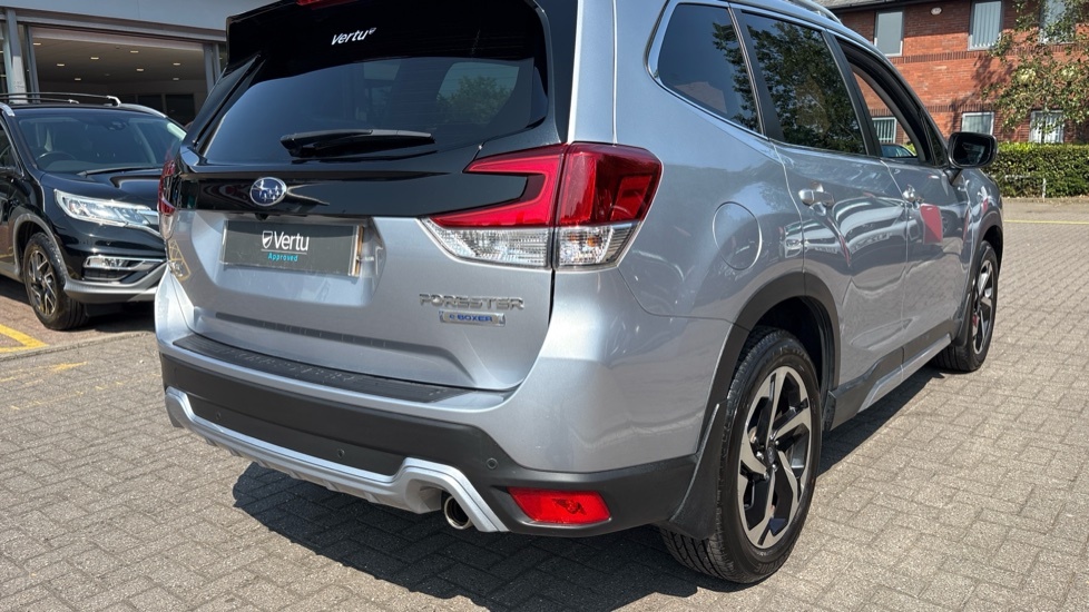 Subaru Forester Xe Premium Black #13