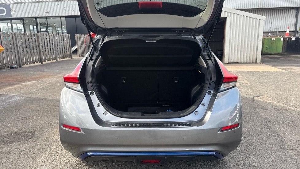 Nissan Leaf Tekna Grey #4