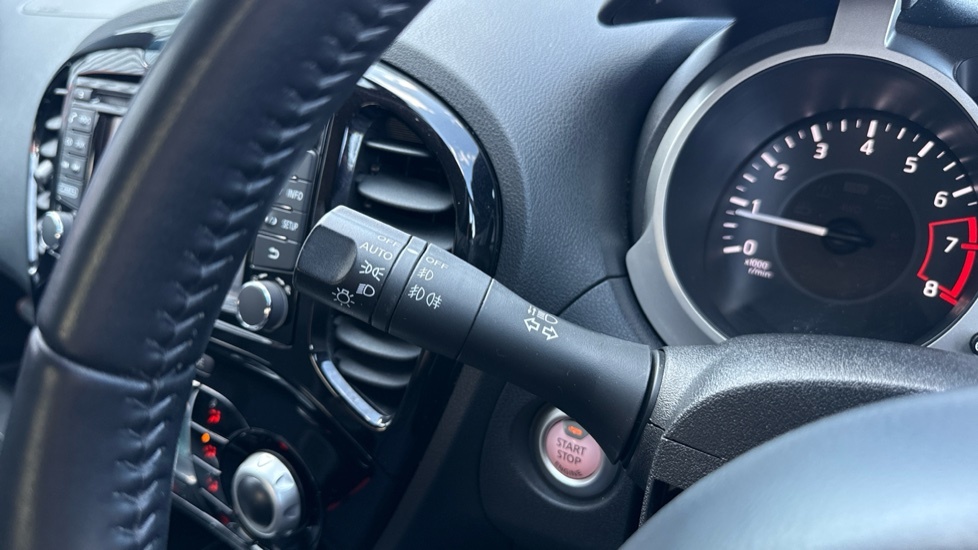 Nissan Juke Acenta Red #39