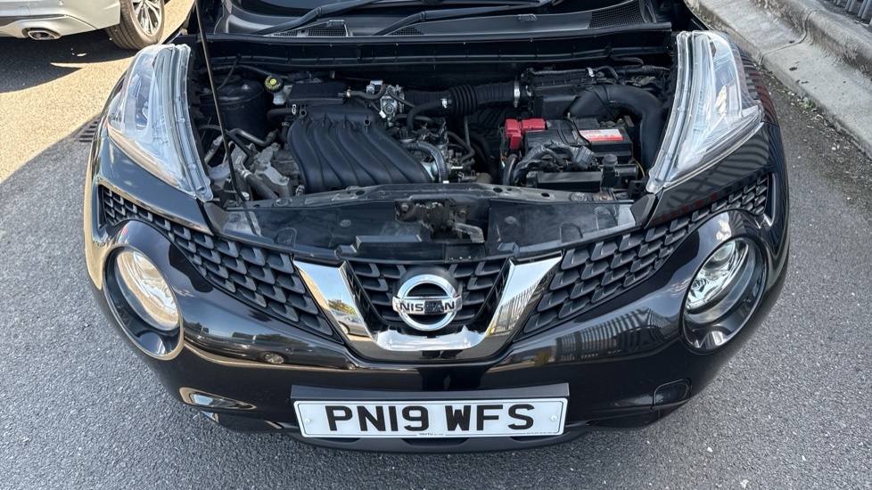 Nissan Juke Acenta Red #8