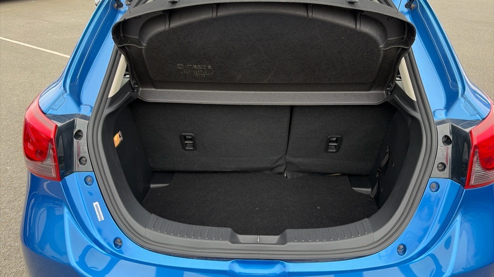 Mazda 2 Se-l Blue #4