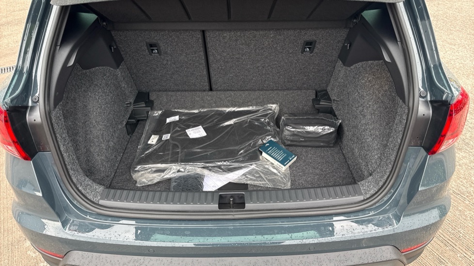 Seat Arona 1.0 Tsi Se Technology Grey #4